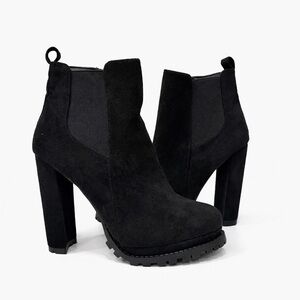 Chic‎ Black Faux Suede Ankle Booties – Size 8